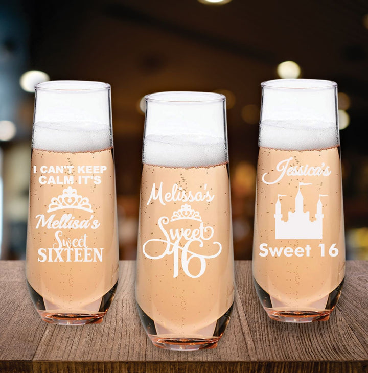 Custom Sweet 16 Stemless Champagne Glass Favors, Personalized 16th Birthday Party Favor, Engraved Champagne Flutes, Champagne Party Gift