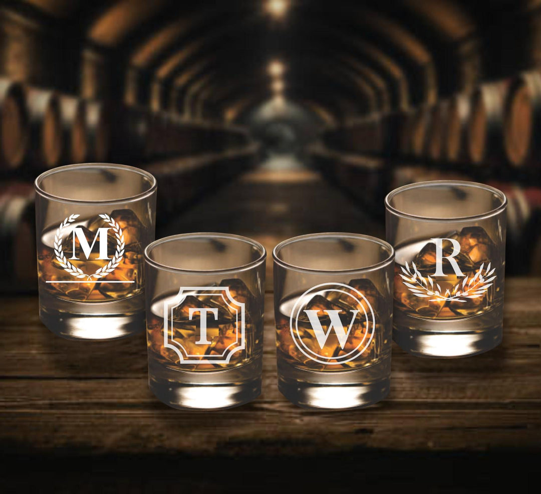 Set of 4 Groomsmen Gifts, Groomsmen Whiskey Glasses, Engraved Bourbon, Personalized Groomsmen, Best Man Gift, Groomsmen Proposal Gifts Idea
