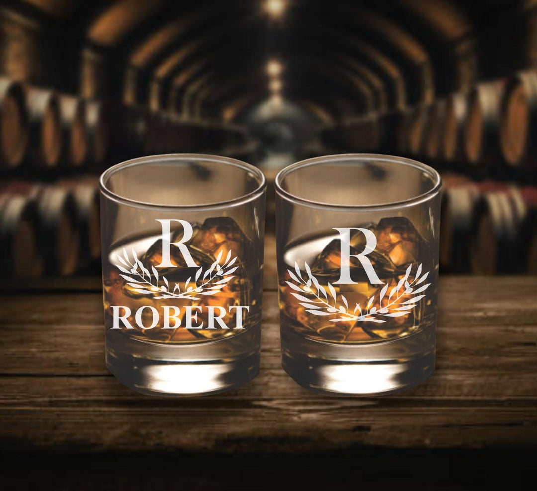 Set of 4 Groomsmen Gifts, Groomsmen Whiskey Glasses, Engraved Bourbon, Personalized Groomsmen, Best Man Gift, Groomsmen Proposal Gifts Idea