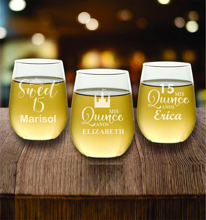 Set of 12 Sweet 15 Stemless Wine Glass Favors - Quinceañera Party Favors - Mis Quince Años Gifts for Guests - Custom Engraved Wine Glasses