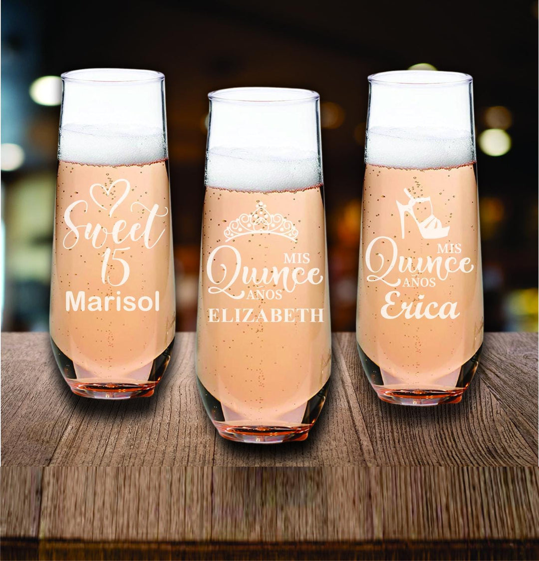 Personalized Quinceañera Stemless Champagne Glass Party Favors - Sweet 15 Party Favor - Mis Quince Años Gifts for Guests - Custom Engraved