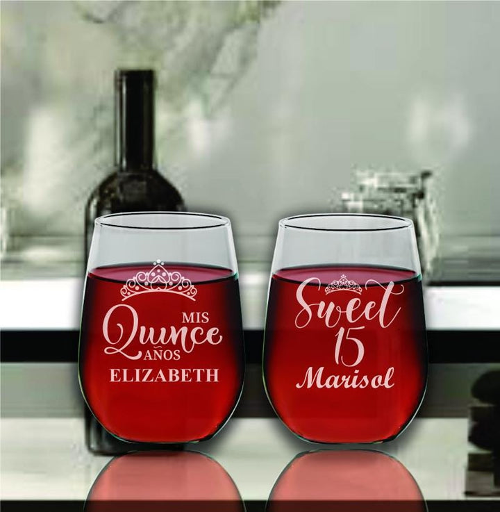 Set of 12 Sweet 15 Stemless Wine Glass Favors - Quinceañera Party Favors - Mis Quince Años Gifts for Guests - Custom Engraved Wine Glasses
