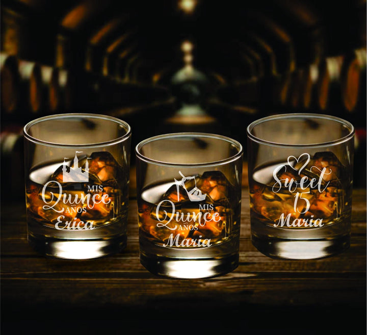 Set of 12 Tiara-Themed Quinceañera Whiskey Glass Favors - Sweet 15 Princess Party - Gifts for Guests - Mis Quince Años Personalized Favor