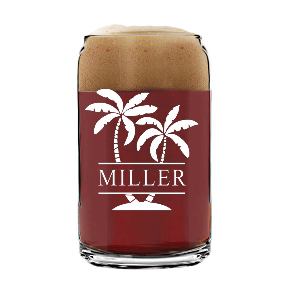 Personalized Palm Tree Beer Glass, Split Monogram Beer glass, Custom Pineapple Beer Glass , Engraved Pint Beer ,Groomsman Gifts,Beer Gift