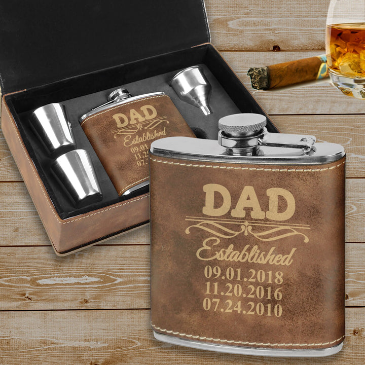 Custom Dad Family Tree Flask Father's Day Gift, Leatherette Flask gift set, Flask gift for dad, Man cave gift,Fun gifts for Dad,New dad gift