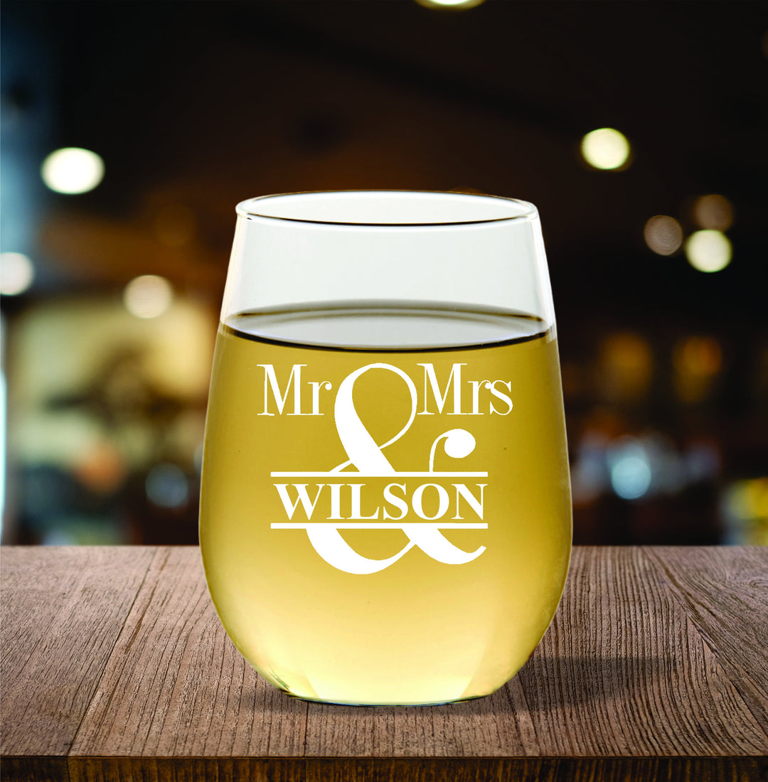 Bridal Shower Gift Wine Glass , Wedding Shower Gift Stemless Wine Glass, Engraved Stemless Wine Glasses, Mom Gift, Sister, Engagement Gift