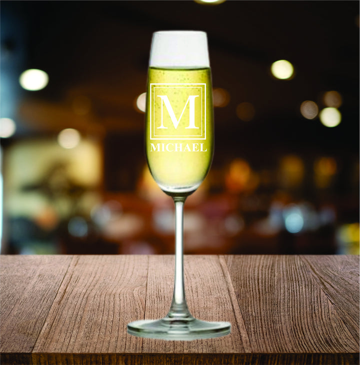 Personalized Champagne Glass Gift, Custom Champagne Flutes, Personalized Toasting Glasses, Engagement Gift, Anniversary Gift, Bridesmaid