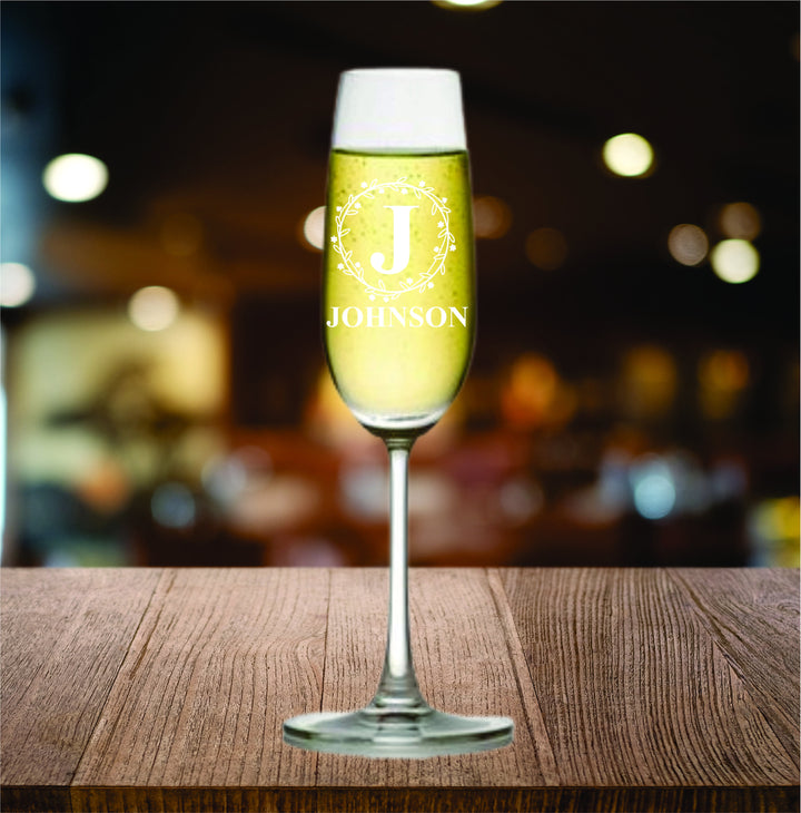 Wedding Shower Champagne Glasses Gift, Gift for Couples, Personalized Wedding Gift Champagne Glasses, Bridal Shower Gift, Wedding Party Gift