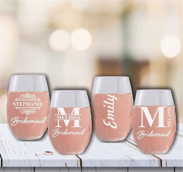 Custom Bridal Party Wine Glasses, Bridesmaid Stemless Wine Glass Gift, Bridesmaid Proposals, Personalized Bridesmaid Gifts, Maid of Honor