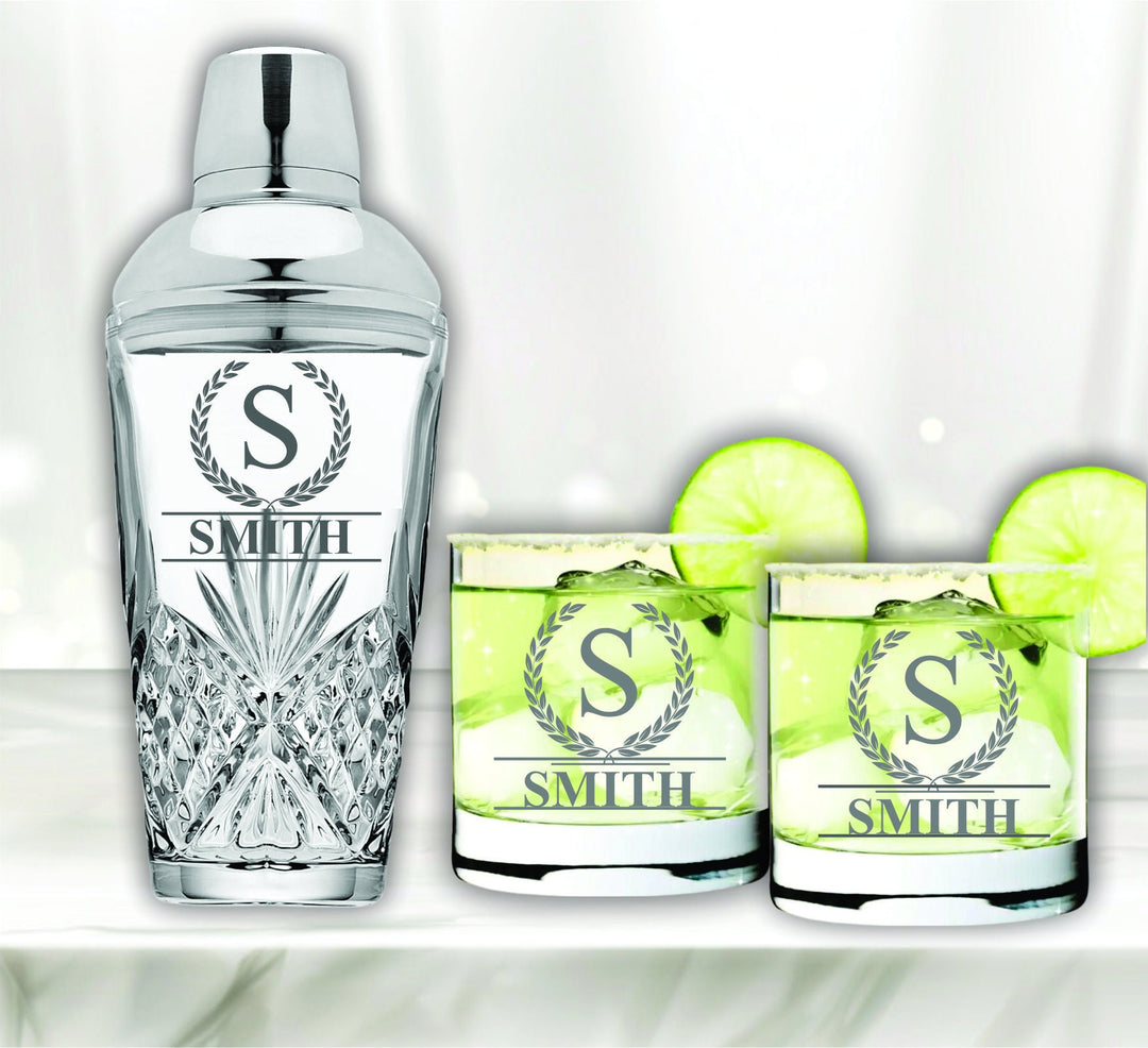 Cocktail Shaker With Glasses Gift Set, Cocktail Martini Glasses, Personalized Martini Cocktail Shaker, Barware, Housewarming Gift, Mom Gift