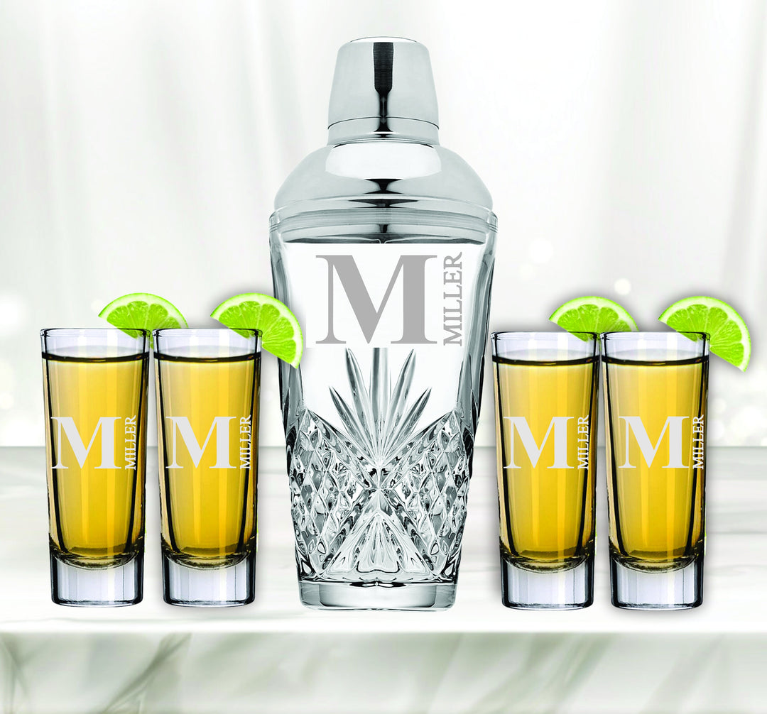 Wedding Gifts Shot Glasses Set, Engraved Crystal Cocktail Shaker, Personalized Margarita Cocktail Shaker, Unique Gifts for Couples, Bridal